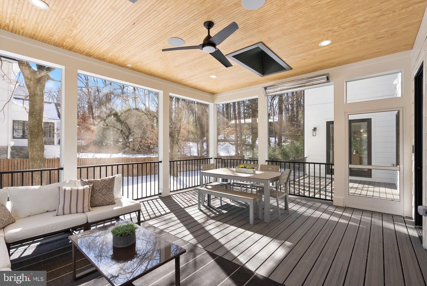 6013 WOODLAND TER, MCLEAN, Virginia 22101, 6 Bedrooms Bedrooms, ,6 BathroomsBathrooms,Residential,For sale,6013 WOODLAND TER,VAFX2287616 MLS # VAFX2287616