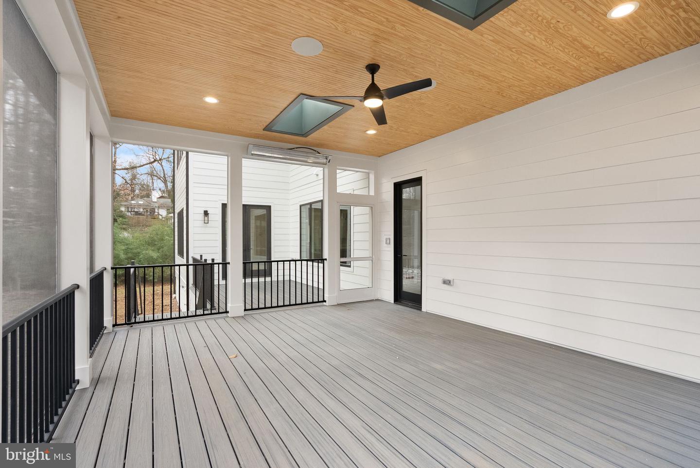 6013 WOODLAND TER, MCLEAN, Virginia 22101, 6 Bedrooms Bedrooms, ,6 BathroomsBathrooms,Residential,For sale,6013 WOODLAND TER,VAFX2287616 MLS # VAFX2287616