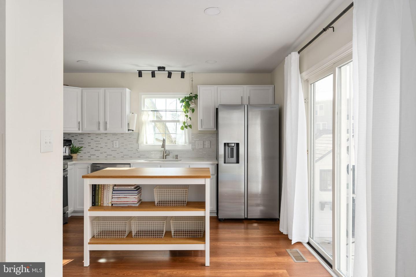 3884 WERTZ DR, WOODBRIDGE, Virginia 22193, 3 Bedrooms Bedrooms, ,3 BathroomsBathrooms,Residential,For sale,3884 WERTZ DR,VAPW2111326 MLS # VAPW2111326 3884 WERTZ DR, WOODBRIDGE, Virginia 22193, 3 Bedrooms Bedrooms, ,3 BathroomsBathrooms,Residential,For sale,3884 WERTZ DR,VAPW2111326 MLS # VAPW2111326