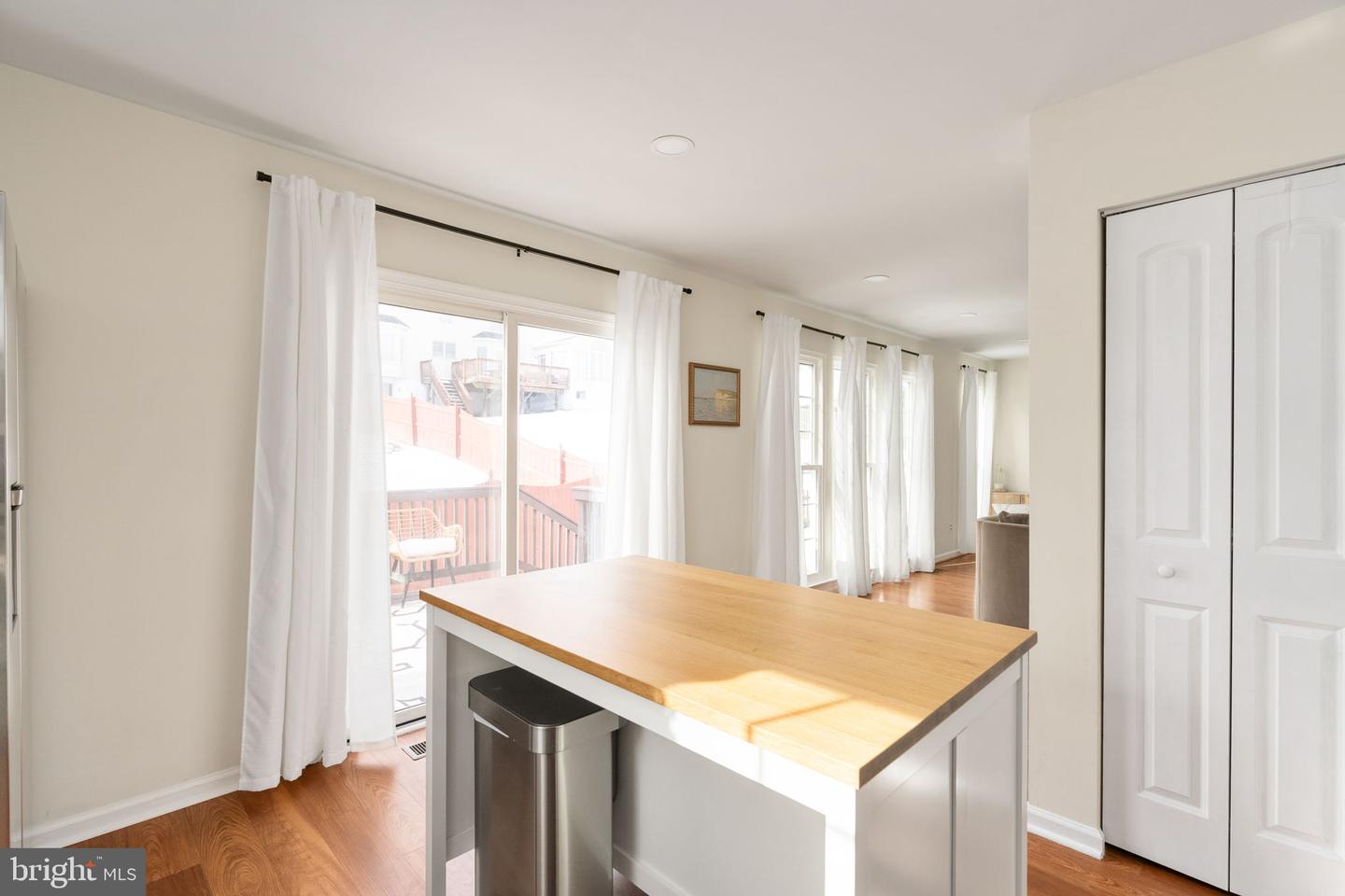 3884 WERTZ DR, WOODBRIDGE, Virginia 22193, 3 Bedrooms Bedrooms, ,3 BathroomsBathrooms,Residential,For sale,3884 WERTZ DR,VAPW2111326 MLS # VAPW2111326 3884 WERTZ DR, WOODBRIDGE, Virginia 22193, 3 Bedrooms Bedrooms, ,3 BathroomsBathrooms,Residential,For sale,3884 WERTZ DR,VAPW2111326 MLS # VAPW2111326