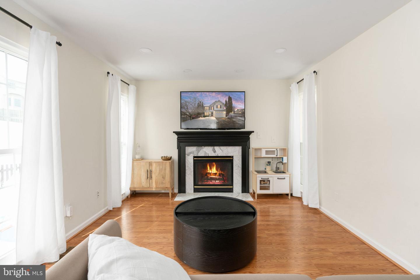 3884 WERTZ DR, WOODBRIDGE, Virginia 22193, 3 Bedrooms Bedrooms, ,3 BathroomsBathrooms,Residential,For sale,3884 WERTZ DR,VAPW2111326 MLS # VAPW2111326 3884 WERTZ DR, WOODBRIDGE, Virginia 22193, 3 Bedrooms Bedrooms, ,3 BathroomsBathrooms,Residential,For sale,3884 WERTZ DR,VAPW2111326 MLS # VAPW2111326