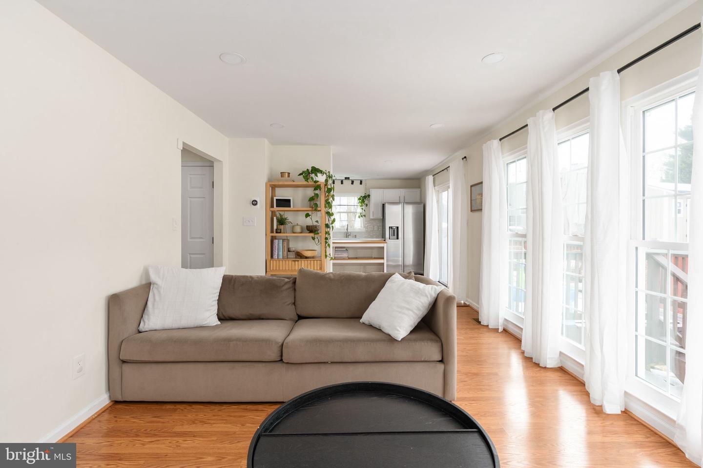 3884 WERTZ DR, WOODBRIDGE, Virginia 22193, 3 Bedrooms Bedrooms, ,3 BathroomsBathrooms,Residential,For sale,3884 WERTZ DR,VAPW2111326 MLS # VAPW2111326 3884 WERTZ DR, WOODBRIDGE, Virginia 22193, 3 Bedrooms Bedrooms, ,3 BathroomsBathrooms,Residential,For sale,3884 WERTZ DR,VAPW2111326 MLS # VAPW2111326