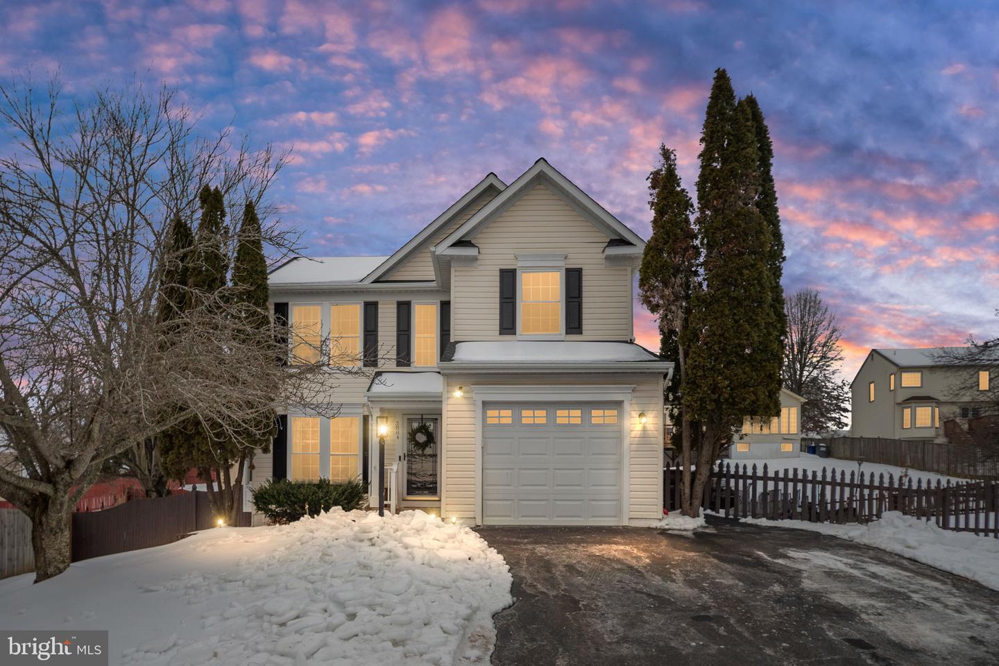 3884 WERTZ DR, WOODBRIDGE, Virginia 22193, 3 Bedrooms Bedrooms, ,3 BathroomsBathrooms,Residential,For sale,3884 WERTZ DR,VAPW2111326 MLS # VAPW2111326 3884 WERTZ DR, WOODBRIDGE, Virginia 22193, 3 Bedrooms Bedrooms, ,3 BathroomsBathrooms,Residential,For sale,3884 WERTZ DR,VAPW2111326 MLS # VAPW2111326