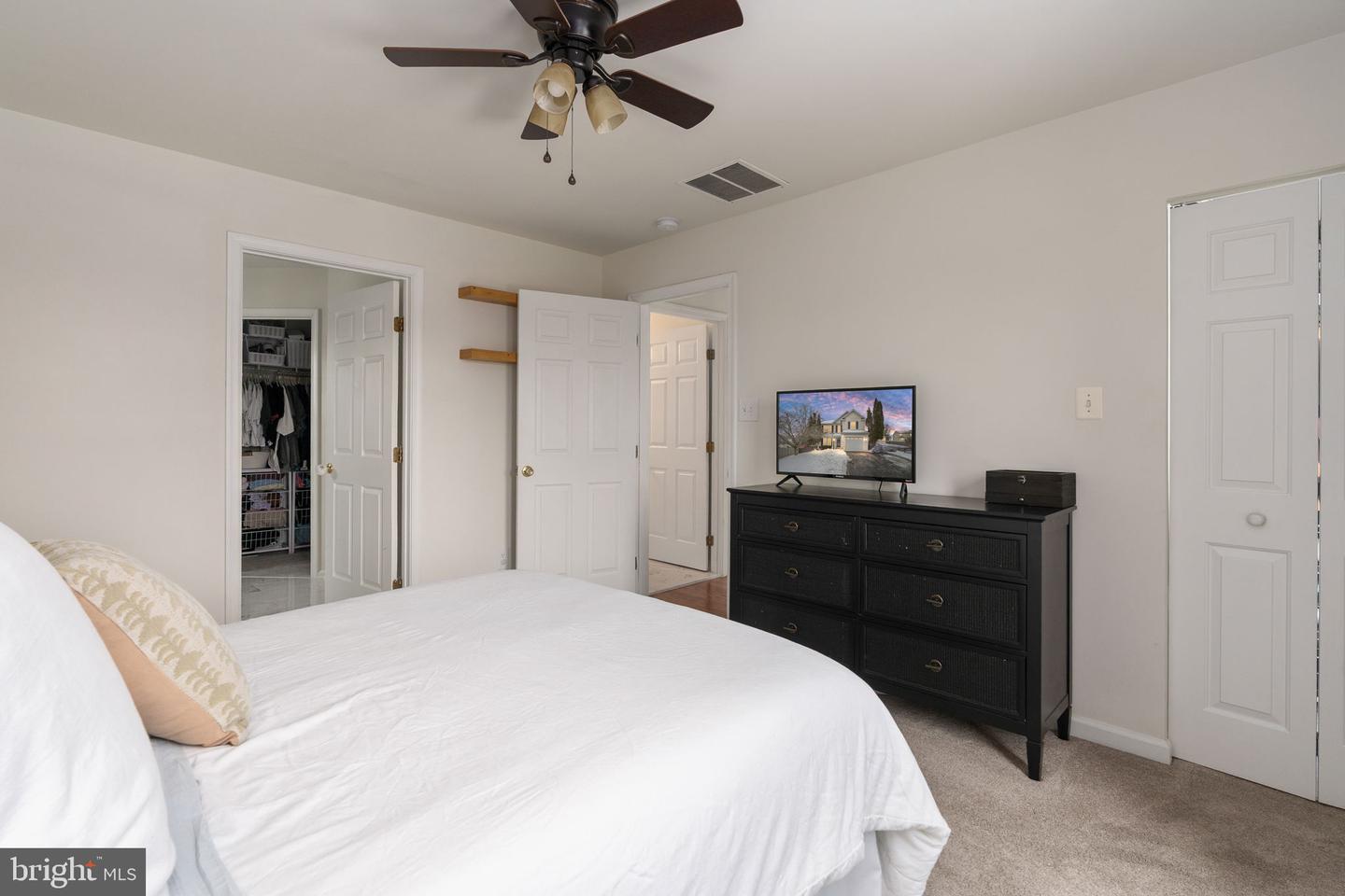 3884 WERTZ DR, WOODBRIDGE, Virginia 22193, 3 Bedrooms Bedrooms, ,3 BathroomsBathrooms,Residential,For sale,3884 WERTZ DR,VAPW2111326 MLS # VAPW2111326 3884 WERTZ DR, WOODBRIDGE, Virginia 22193, 3 Bedrooms Bedrooms, ,3 BathroomsBathrooms,Residential,For sale,3884 WERTZ DR,VAPW2111326 MLS # VAPW2111326