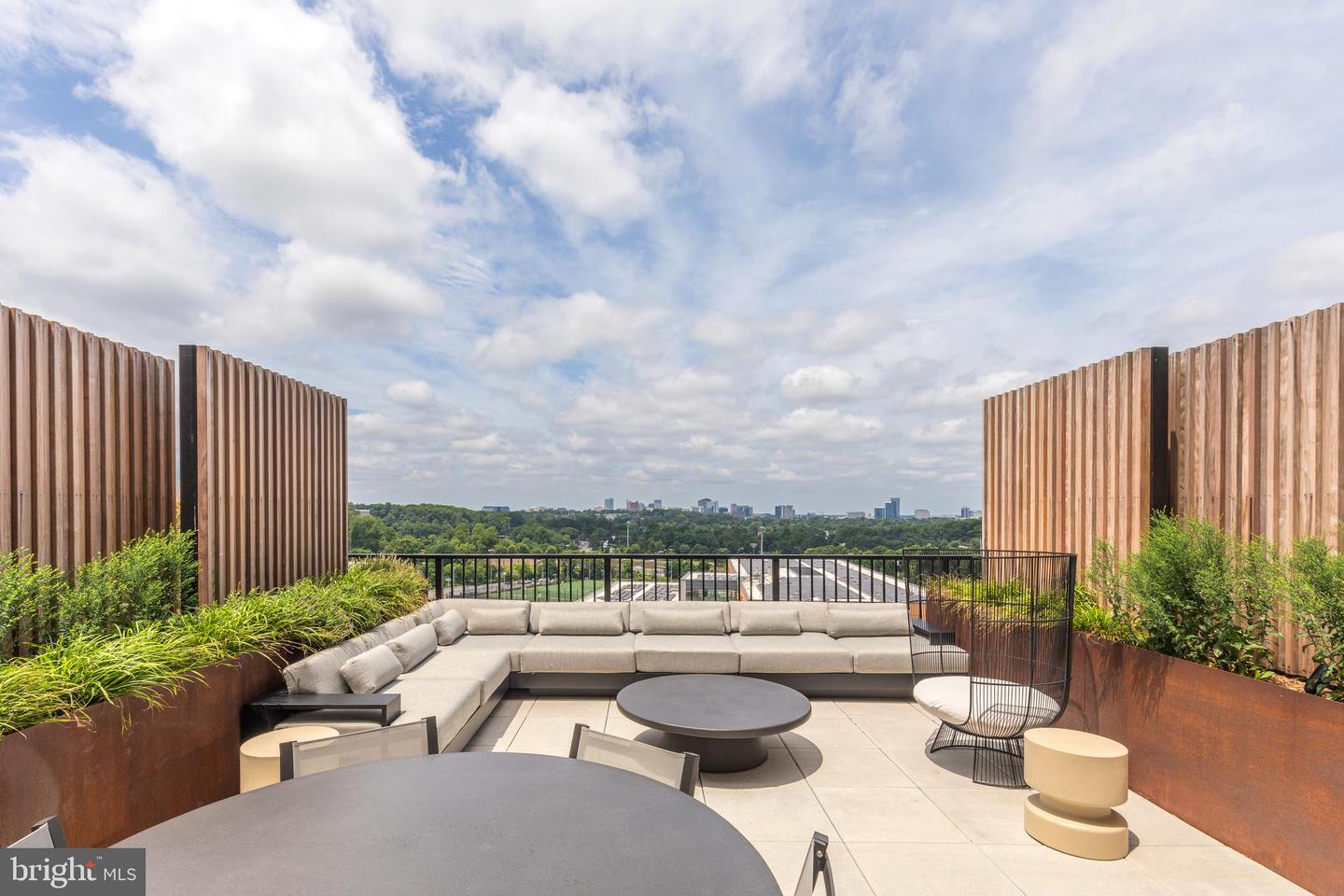 255 W. FALLS STATION BLVD #402, FALLS CHURCH, Virginia 22046, 2 Bedrooms Bedrooms, 5 Rooms Rooms,2 BathroomsBathrooms,Residential,For sale,255 W. FALLS STATION BLVD #402,VAFA2003536 MLS # VAFA2003536 255 W. FALLS STATION BLVD #402, FALLS CHURCH, Virginia 22046, 2 Bedrooms Bedrooms, 5 Rooms Rooms,2 BathroomsBathrooms,Residential,For sale,255 W. FALLS STATION BLVD #402,VAFA2003536 MLS # VAFA2003536