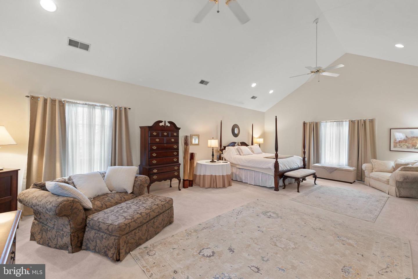 1540 MEADOW BRANCH AVE, WINCHESTER, Virginia 22601, 5 Bedrooms Bedrooms, 10 Rooms Rooms,4 BathroomsBathrooms,Residential,For sale,1540 MEADOW BRANCH AVE,VAWI2009860 MLS # VAWI2009860