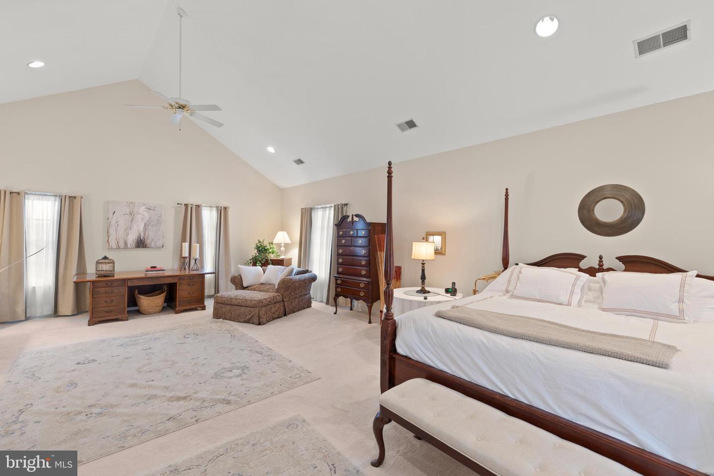 1540 MEADOW BRANCH AVE, WINCHESTER, Virginia 22601, 5 Bedrooms Bedrooms, 10 Rooms Rooms,4 BathroomsBathrooms,Residential,For sale,1540 MEADOW BRANCH AVE,VAWI2009860 MLS # VAWI2009860