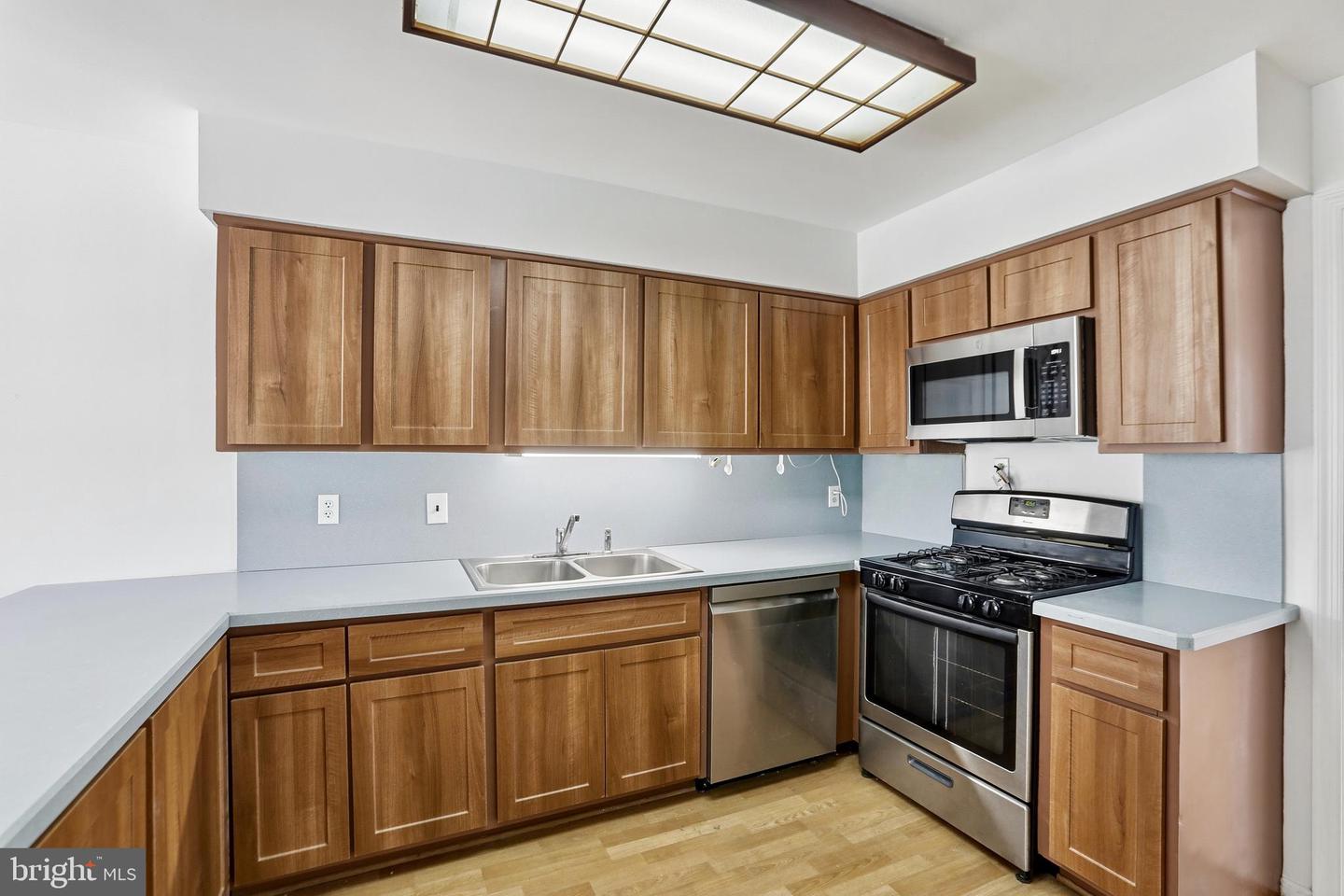 6025 GREELEY BLVD, SPRINGFIELD, Virginia 22152, 5 Bedrooms Bedrooms, ,3 BathroomsBathrooms,Residential,For sale,6025 GREELEY BLVD,VAFX2287880 MLS # VAFX2287880