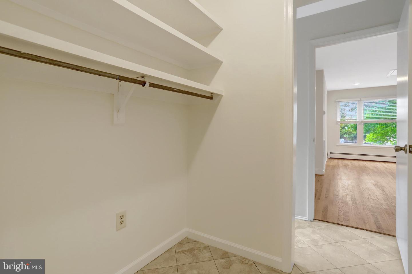 411 N BRYAN ST, ARLINGTON, Virginia 22201, 5 Bedrooms Bedrooms, ,4 BathroomsBathrooms,Residential,For sale,411 N BRYAN ST,VAAR2068242 MLS # VAAR2068242