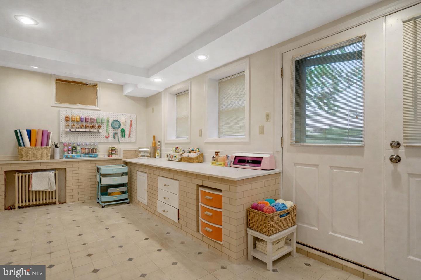 411 N BRYAN ST, ARLINGTON, Virginia 22201, 5 Bedrooms Bedrooms, ,4 BathroomsBathrooms,Residential,For sale,411 N BRYAN ST,VAAR2068242 MLS # VAAR2068242