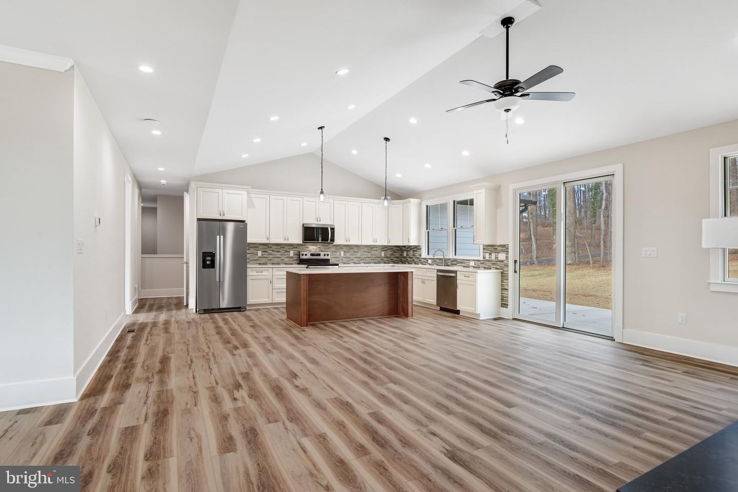 16220 WATERFALL RD, HAYMARKET, Virginia 20169, 4 Bedrooms Bedrooms, ,3 BathroomsBathrooms,Residential,For sale,16220 WATERFALL RD,VAPW2111478 MLS # VAPW2111478