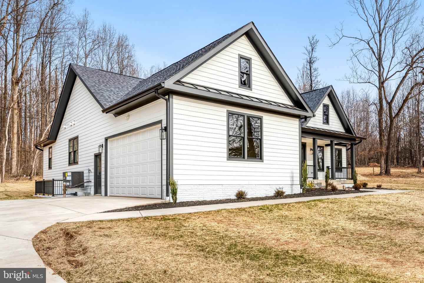 16220 WATERFALL RD, HAYMARKET, Virginia 20169, 4 Bedrooms Bedrooms, ,3 BathroomsBathrooms,Residential,For sale,16220 WATERFALL RD,VAPW2111478 MLS # VAPW2111478