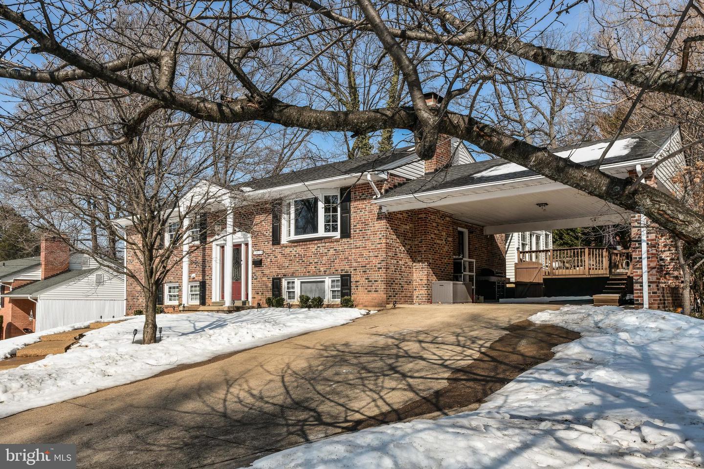 7518 FAIRWOOD LN, FALLS CHURCH, Virginia 22046, 6 Bedrooms Bedrooms, ,3 BathroomsBathrooms,Residential,For sale,7518 FAIRWOOD LN,VAFX2288070 MLS # VAFX2288070