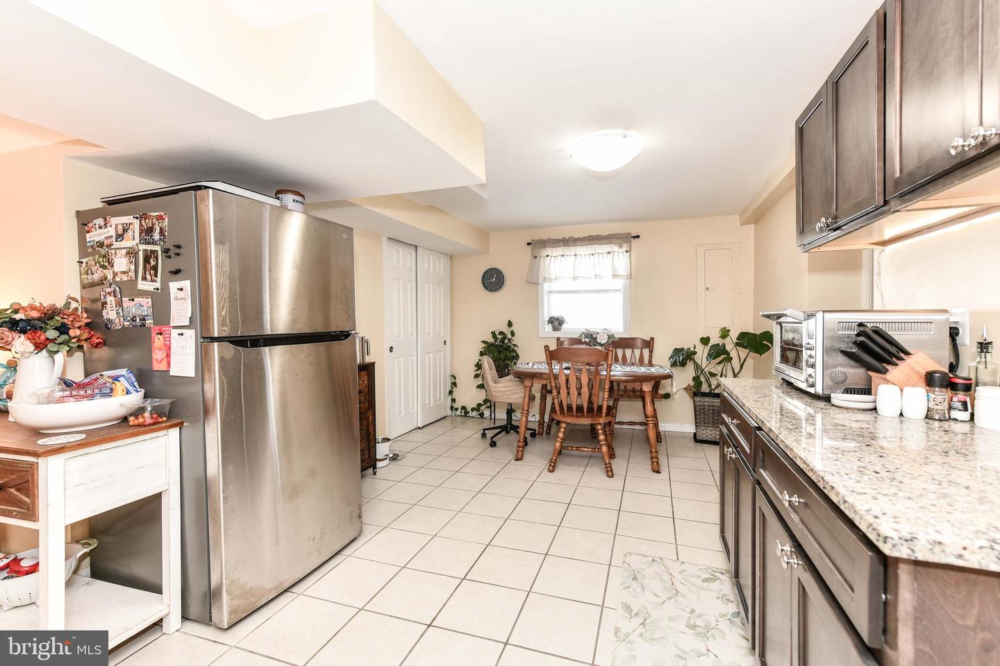 7518 FAIRWOOD LN, FALLS CHURCH, Virginia 22046, 6 Bedrooms Bedrooms, ,3 BathroomsBathrooms,Residential,For sale,7518 FAIRWOOD LN,VAFX2288070 MLS # VAFX2288070