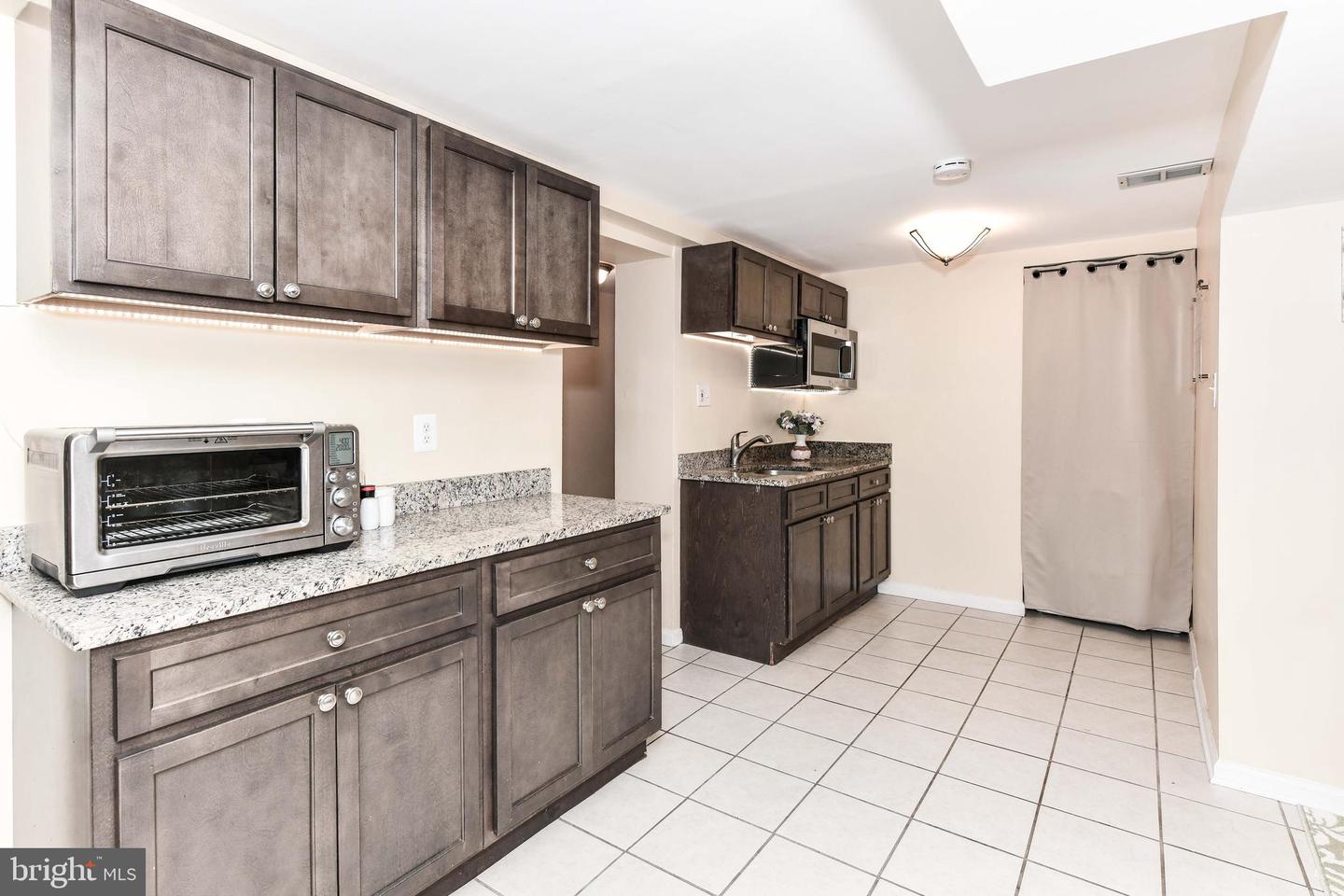 7518 FAIRWOOD LN, FALLS CHURCH, Virginia 22046, 6 Bedrooms Bedrooms, ,3 BathroomsBathrooms,Residential,For sale,7518 FAIRWOOD LN,VAFX2288070 MLS # VAFX2288070