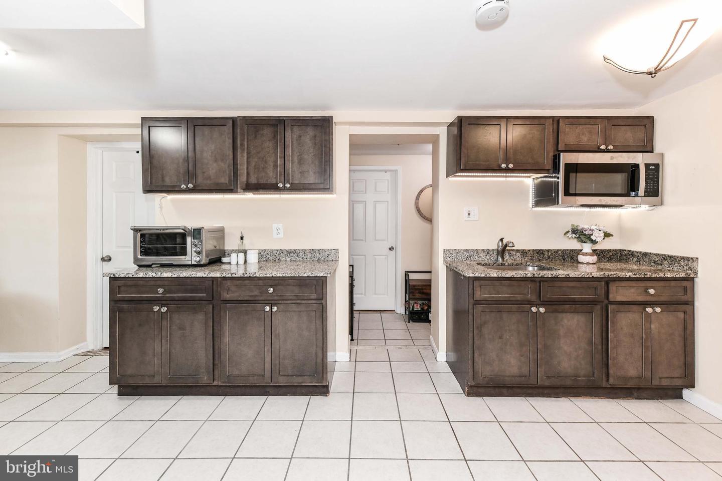 7518 FAIRWOOD LN, FALLS CHURCH, Virginia 22046, 6 Bedrooms Bedrooms, ,3 BathroomsBathrooms,Residential,For sale,7518 FAIRWOOD LN,VAFX2288070 MLS # VAFX2288070