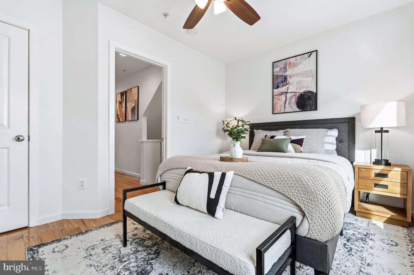 353 L ST SE, WASHINGTON, District Of Columbia 20003, 4 Bedrooms Bedrooms, ,4 BathroomsBathrooms,Residential,For sale,353 L ST SE,DCDC2243926 MLS # DCDC2243926