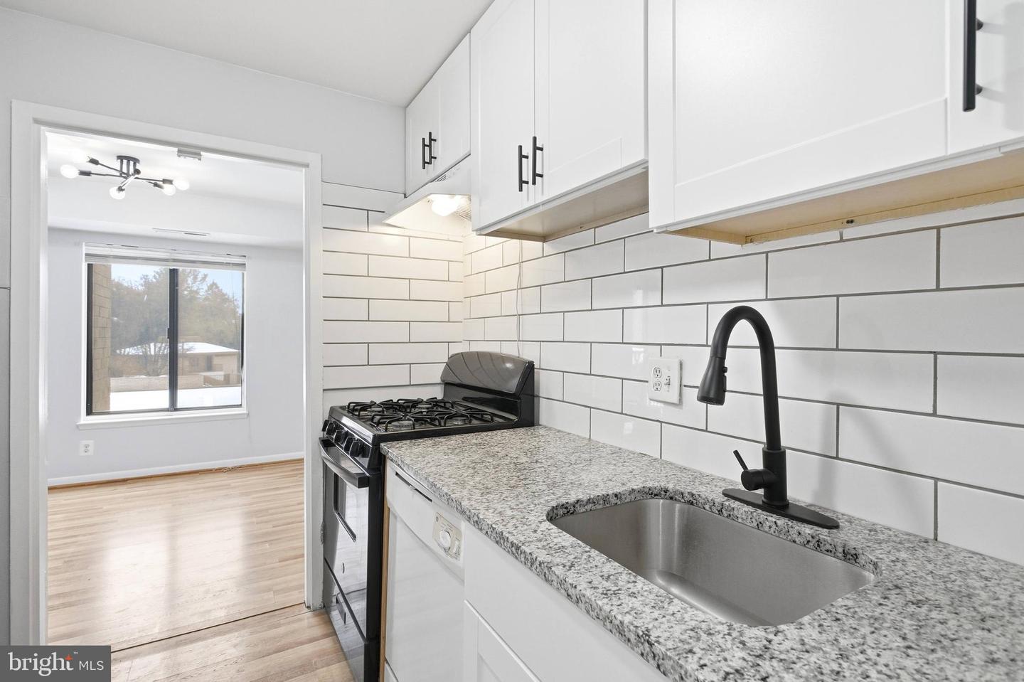 3100 S MANCHESTER ST #317, FALLS CHURCH, Virginia 22044, 1 Bedroom Bedrooms, ,1 BathroomBathrooms,Residential,For sale,3100 S MANCHESTER ST #317,VAFX2288278 MLS # VAFX2288278