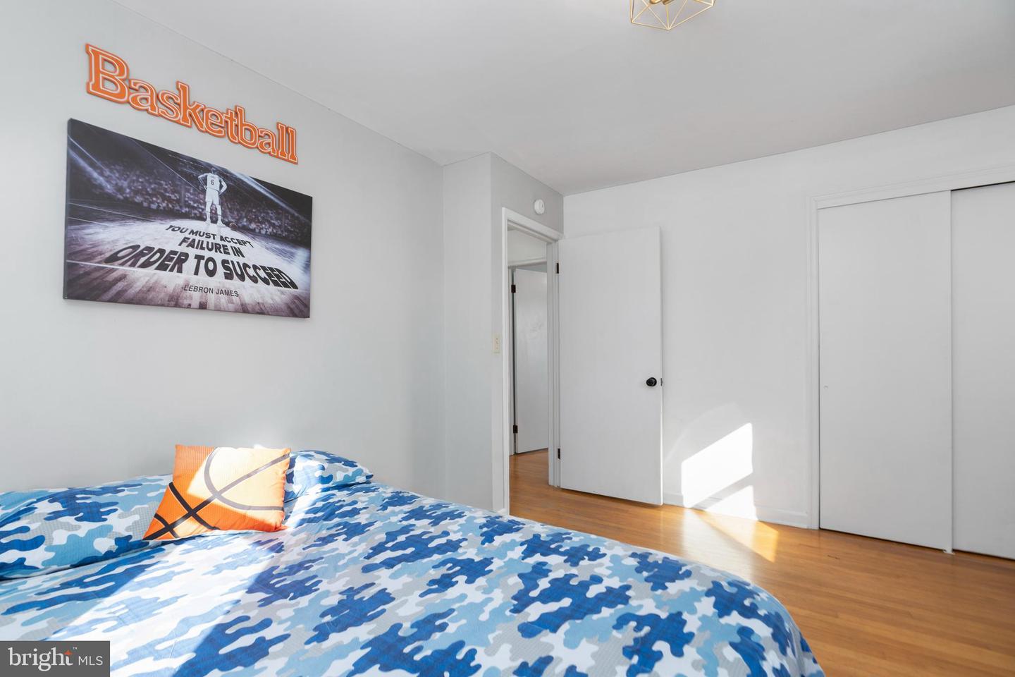 3008 WESTSIDE DR., STAUNTON, Virginia 24401, 3 Bedrooms Bedrooms, 6 Rooms Rooms,2 BathroomsBathrooms,Residential,For sale,3008 WESTSIDE DR.,VASC2000784 MLS # VASC2000784