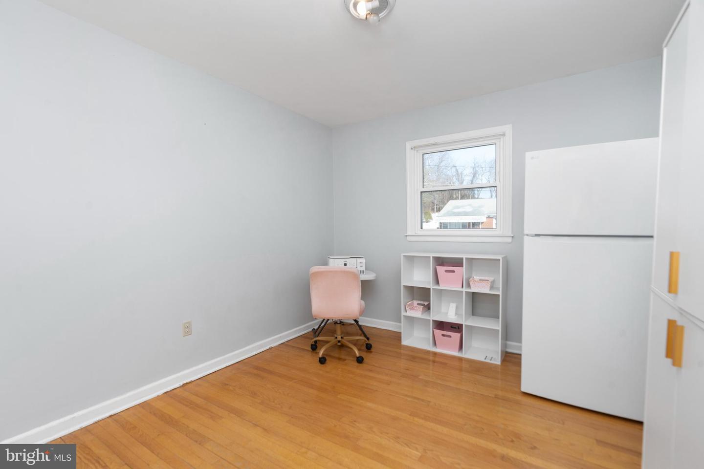 3008 WESTSIDE DR., STAUNTON, Virginia 24401, 3 Bedrooms Bedrooms, 6 Rooms Rooms,2 BathroomsBathrooms,Residential,For sale,3008 WESTSIDE DR.,VASC2000784 MLS # VASC2000784