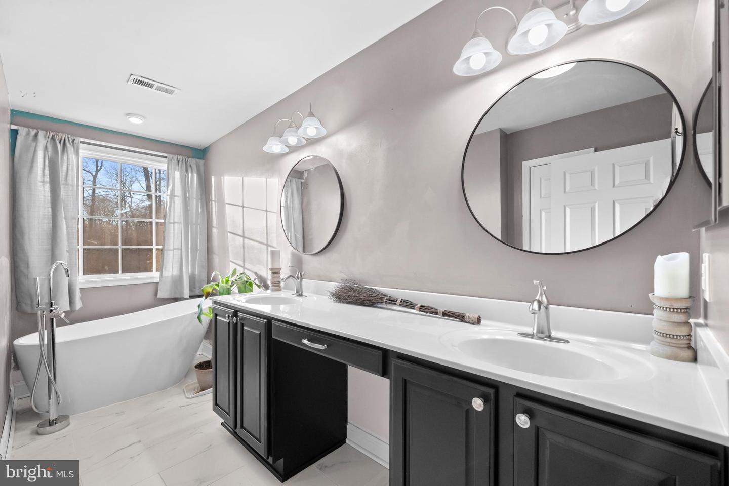 10206 TALLEY RD, SPOTSYLVANIA, Virginia 22553, 5 Bedrooms Bedrooms, ,3 BathroomsBathrooms,Residential,For sale,10206 TALLEY RD,VASP2038982 MLS # VASP2038982