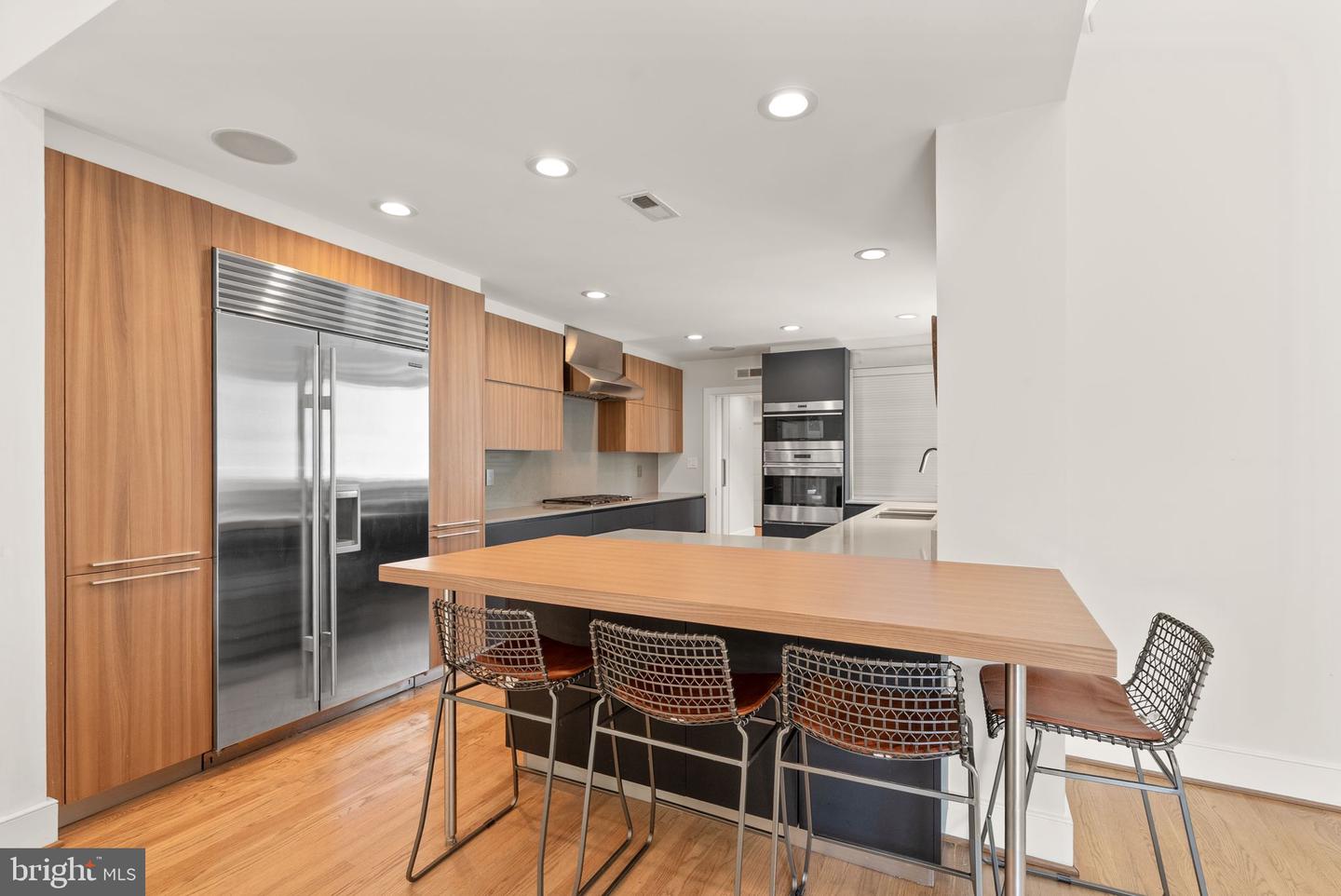 3100 N MONROE ST, ARLINGTON, Virginia 22207, 6 Bedrooms Bedrooms, ,4 BathroomsBathrooms,Residential,For sale,3100 N MONROE ST,VAAR2068340 MLS # VAAR2068340