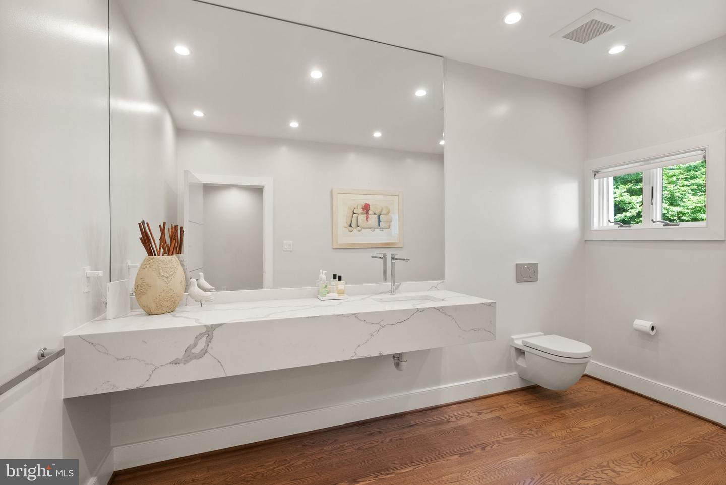 3100 N MONROE ST, ARLINGTON, Virginia 22207, 6 Bedrooms Bedrooms, ,4 BathroomsBathrooms,Residential,For sale,3100 N MONROE ST,VAAR2068340 MLS # VAAR2068340