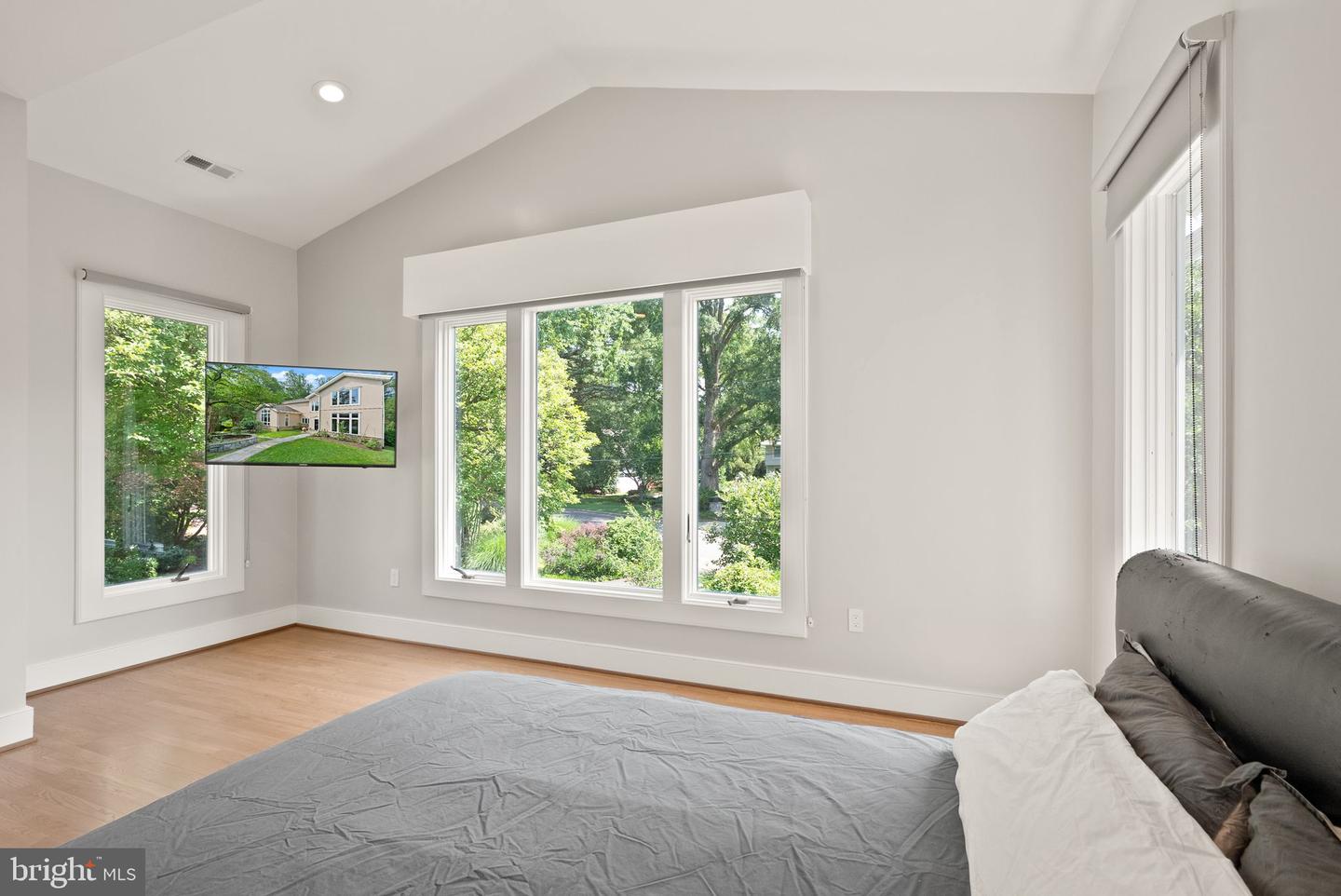 3100 N MONROE ST, ARLINGTON, Virginia 22207, 6 Bedrooms Bedrooms, ,4 BathroomsBathrooms,Residential,For sale,3100 N MONROE ST,VAAR2068340 MLS # VAAR2068340