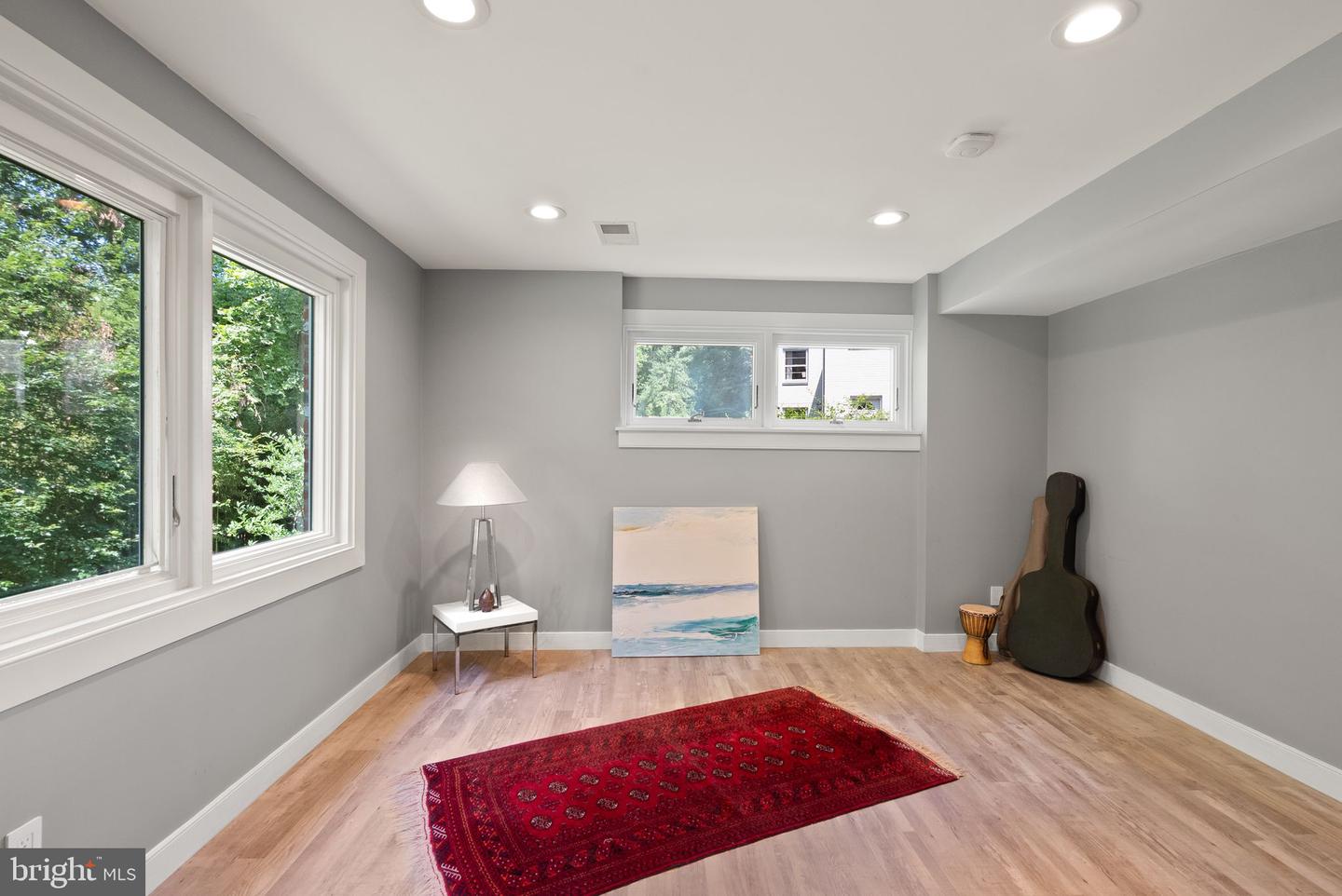 3100 N MONROE ST, ARLINGTON, Virginia 22207, 6 Bedrooms Bedrooms, ,4 BathroomsBathrooms,Residential,For sale,3100 N MONROE ST,VAAR2068340 MLS # VAAR2068340