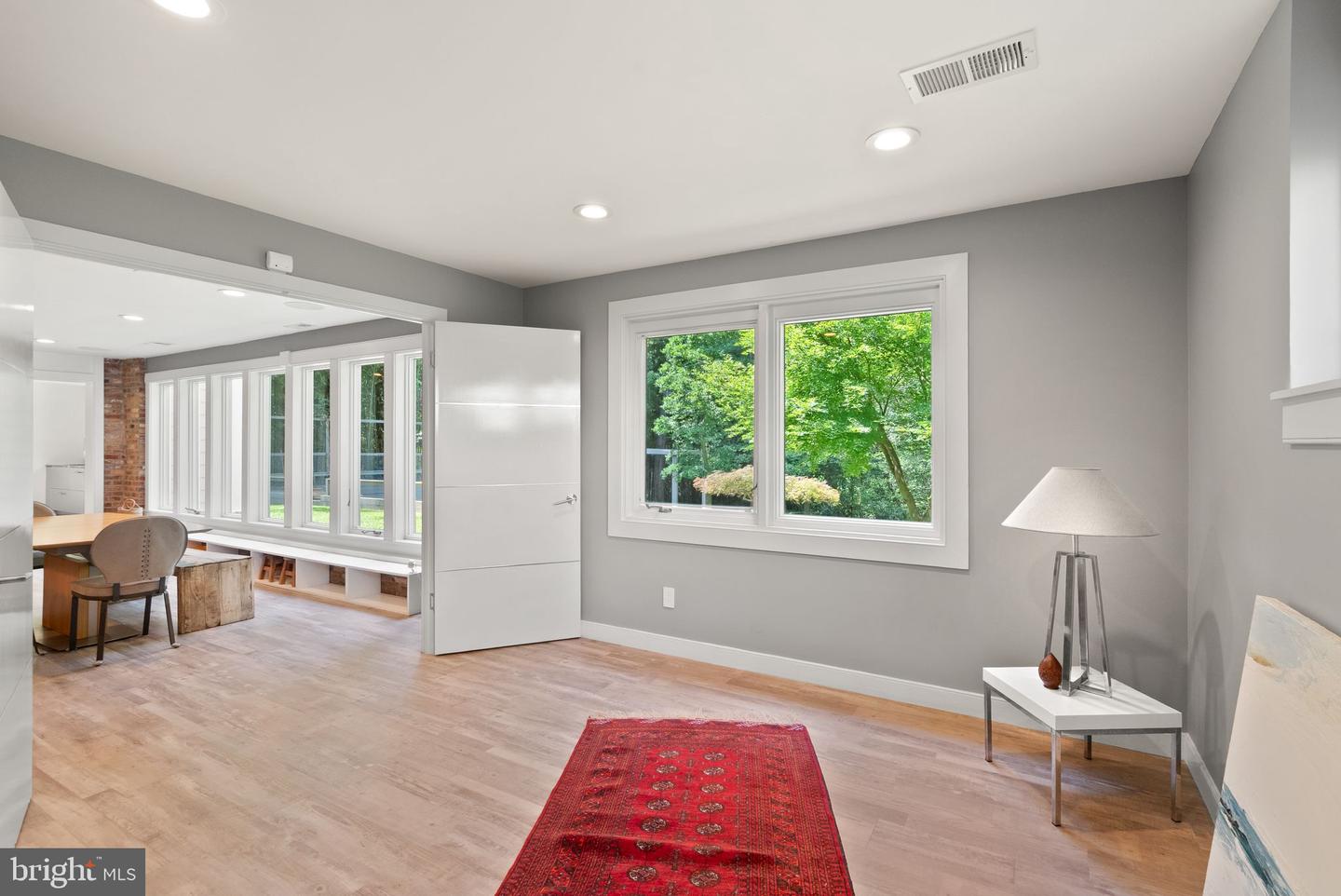 3100 N MONROE ST, ARLINGTON, Virginia 22207, 6 Bedrooms Bedrooms, ,4 BathroomsBathrooms,Residential,For sale,3100 N MONROE ST,VAAR2068340 MLS # VAAR2068340