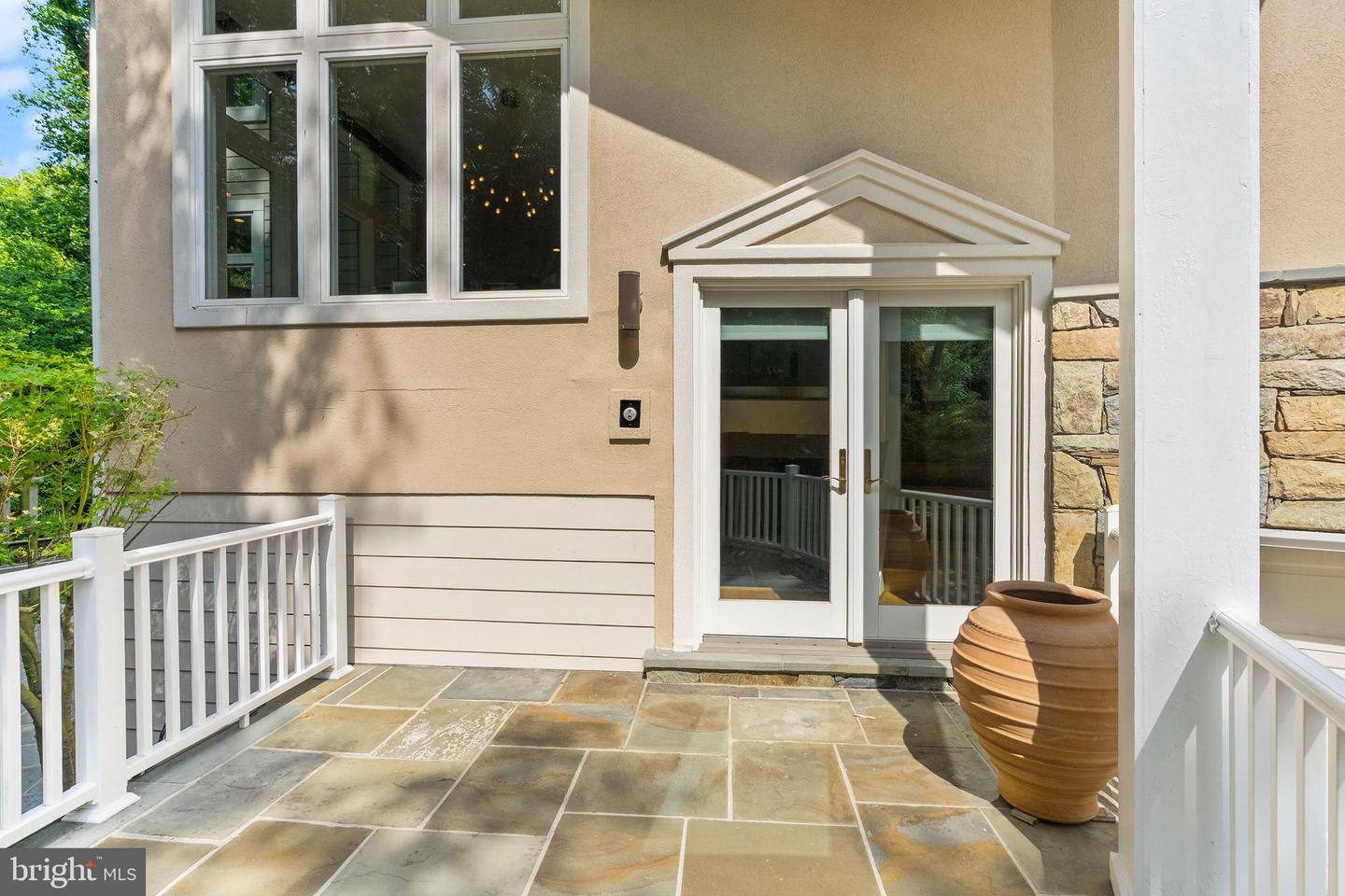 3100 N MONROE ST, ARLINGTON, Virginia 22207, 6 Bedrooms Bedrooms, ,4 BathroomsBathrooms,Residential,For sale,3100 N MONROE ST,VAAR2068340 MLS # VAAR2068340