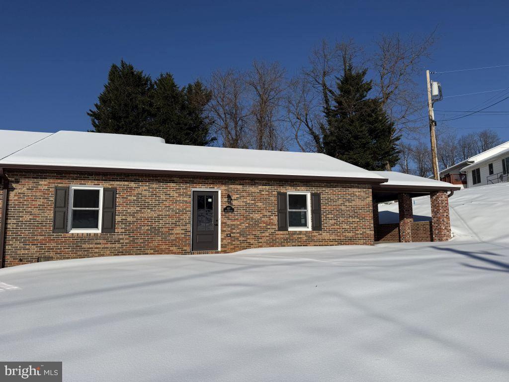 607 MOUNT VIEW ST, FRONT ROYAL, Virginia 22630, 2 Bedrooms Bedrooms, ,2 BathroomsBathrooms,Residential,For sale,607 MOUNT VIEW ST,VAWR2013302 MLS # VAWR2013302