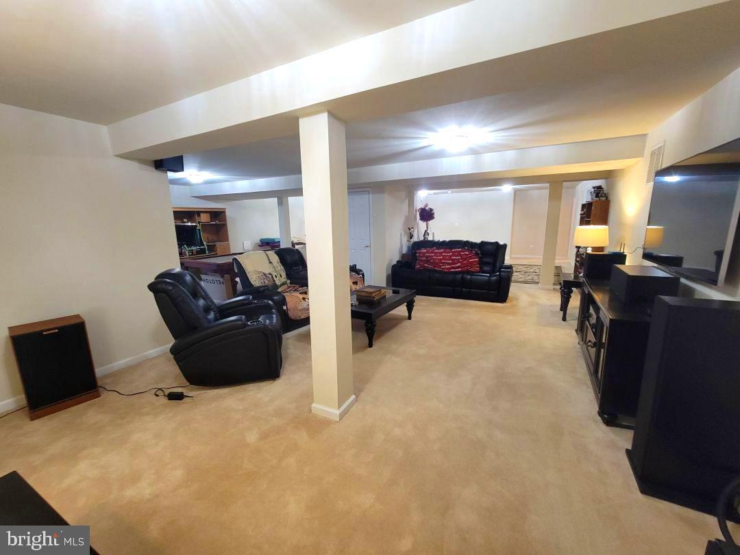 5823 DEEP CREEK DR, FREDERICKSBURG, Virginia 22407, 5 Bedrooms Bedrooms, ,4 BathroomsBathrooms,Residential,For sale,5823 DEEP CREEK DR,VASP2039000 MLS # VASP2039000 5823 DEEP CREEK DR, FREDERICKSBURG, Virginia 22407, 5 Bedrooms Bedrooms, ,4 BathroomsBathrooms,Residential,For sale,5823 DEEP CREEK DR,VASP2039000 MLS # VASP2039000