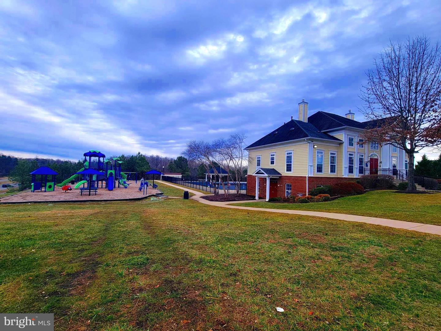 5823 DEEP CREEK DR, FREDERICKSBURG, Virginia 22407, 5 Bedrooms Bedrooms, ,4 BathroomsBathrooms,Residential,For sale,5823 DEEP CREEK DR,VASP2039000 MLS # VASP2039000 5823 DEEP CREEK DR, FREDERICKSBURG, Virginia 22407, 5 Bedrooms Bedrooms, ,4 BathroomsBathrooms,Residential,For sale,5823 DEEP CREEK DR,VASP2039000 MLS # VASP2039000