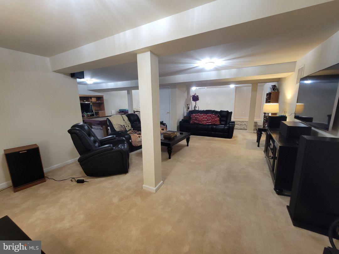 5823 DEEP CREEK DR, FREDERICKSBURG, Virginia 22407, 5 Bedrooms Bedrooms, ,4 BathroomsBathrooms,Residential,For sale,5823 DEEP CREEK DR,VASP2039000 MLS # VASP2039000