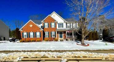 5823 DEEP CREEK DR, FREDERICKSBURG, Virginia 22407, 5 Bedrooms Bedrooms, ,4 BathroomsBathrooms,Residential,For sale,5823 DEEP CREEK DR,VASP2039000 MLS # VASP2039000