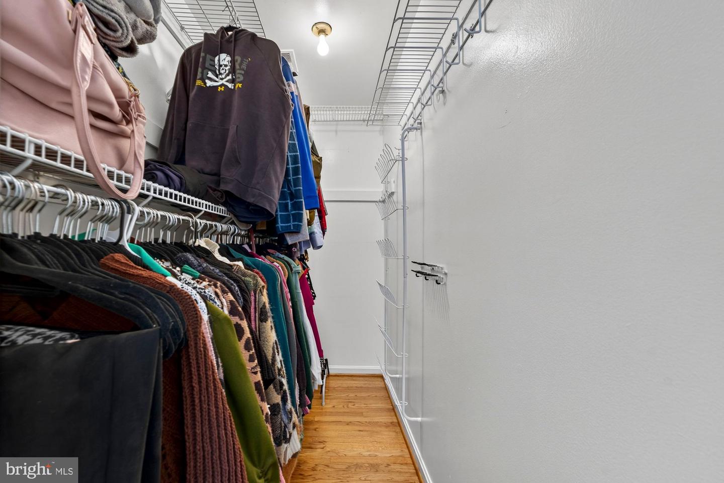 8905 SIDE SADDLE RD, SPRINGFIELD, Virginia 22152, 4 Bedrooms Bedrooms, 10 Rooms Rooms,2 BathroomsBathrooms,Residential,For sale,8905 SIDE SADDLE RD,VAFX2288454 MLS # VAFX2288454