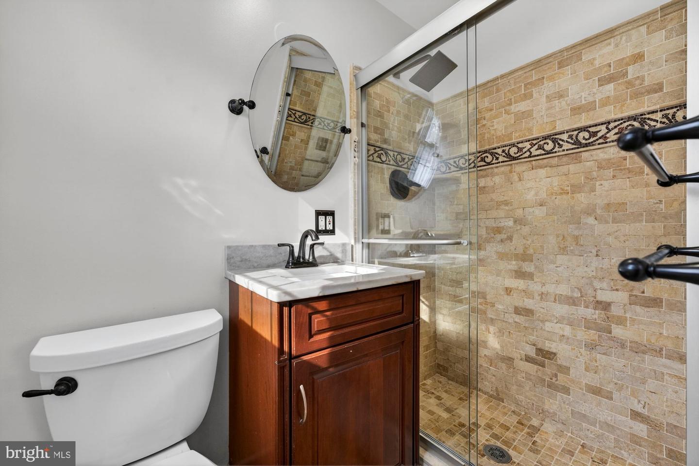 8905 SIDE SADDLE RD, SPRINGFIELD, Virginia 22152, 4 Bedrooms Bedrooms, 10 Rooms Rooms,2 BathroomsBathrooms,Residential,For sale,8905 SIDE SADDLE RD,VAFX2288454 MLS # VAFX2288454