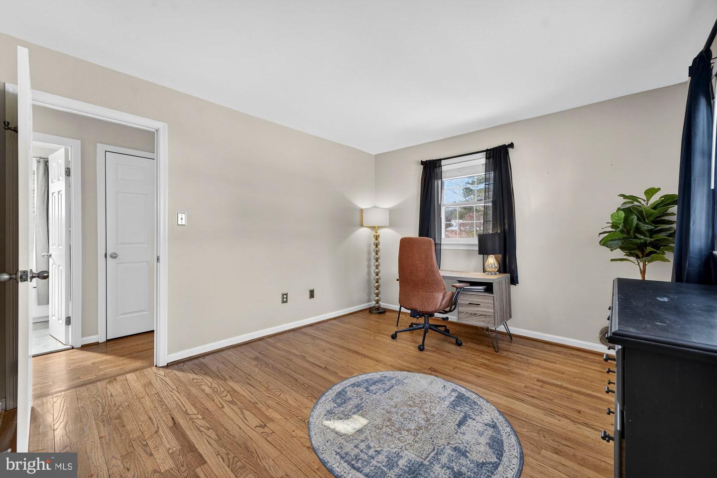 8905 SIDE SADDLE RD, SPRINGFIELD, Virginia 22152, 4 Bedrooms Bedrooms, 10 Rooms Rooms,2 BathroomsBathrooms,Residential,For sale,8905 SIDE SADDLE RD,VAFX2288454 MLS # VAFX2288454