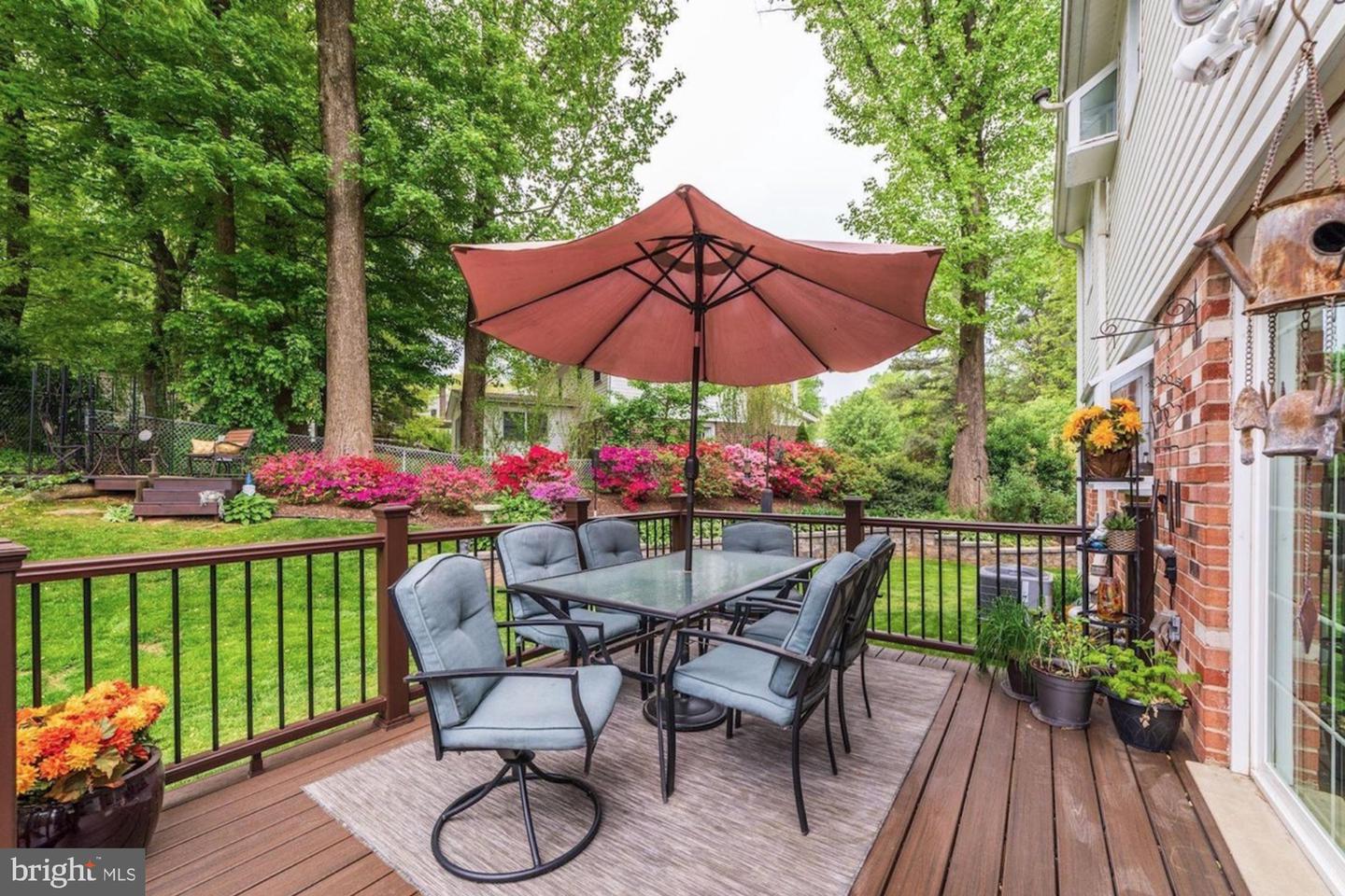 8905 SIDE SADDLE RD, SPRINGFIELD, Virginia 22152, 4 Bedrooms Bedrooms, 10 Rooms Rooms,2 BathroomsBathrooms,Residential,For sale,8905 SIDE SADDLE RD,VAFX2288454 MLS # VAFX2288454