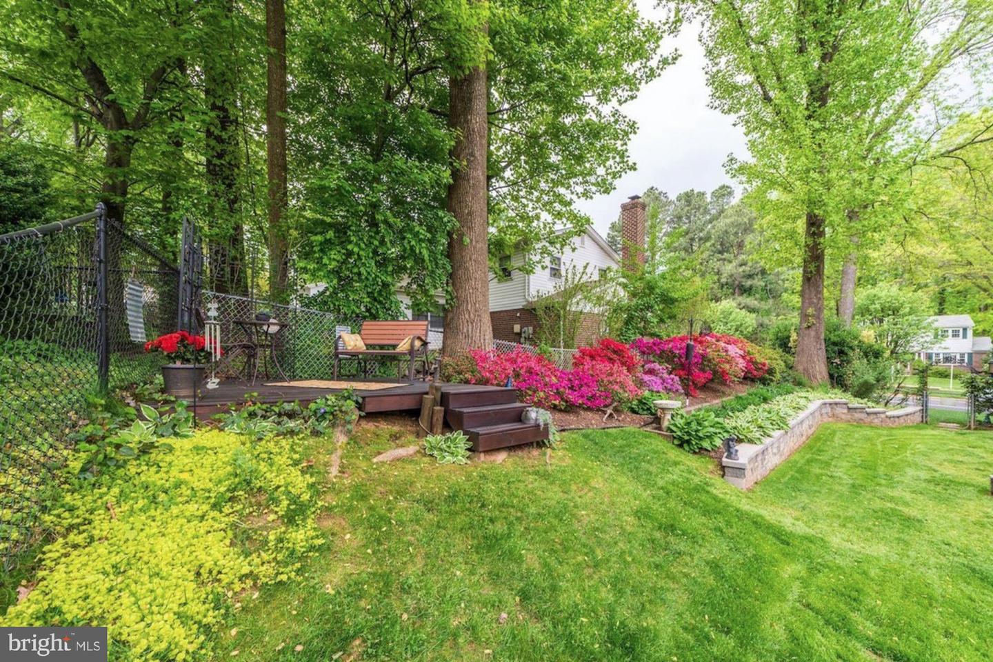 8905 SIDE SADDLE RD, SPRINGFIELD, Virginia 22152, 4 Bedrooms Bedrooms, 10 Rooms Rooms,2 BathroomsBathrooms,Residential,For sale,8905 SIDE SADDLE RD,VAFX2288454 MLS # VAFX2288454