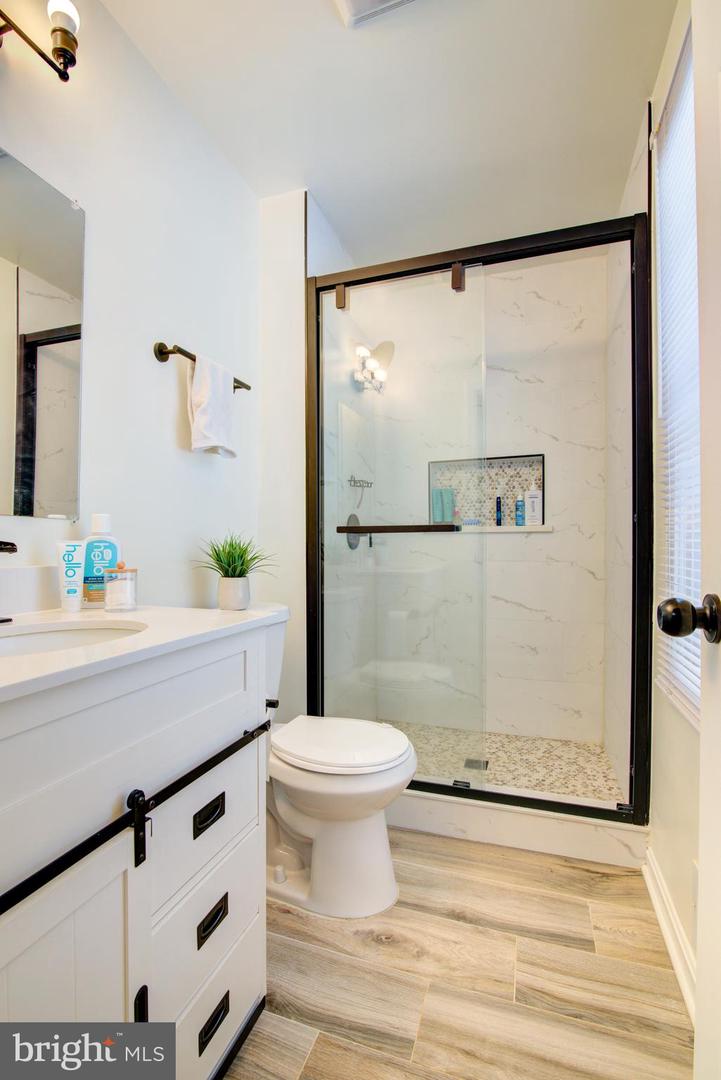 14781 CONWAY DR, MANASSAS, Virginia 20112, 4 Bedrooms Bedrooms, ,3 BathroomsBathrooms,Residential,For sale,14781 CONWAY DR,VAPW2111646 MLS # VAPW2111646