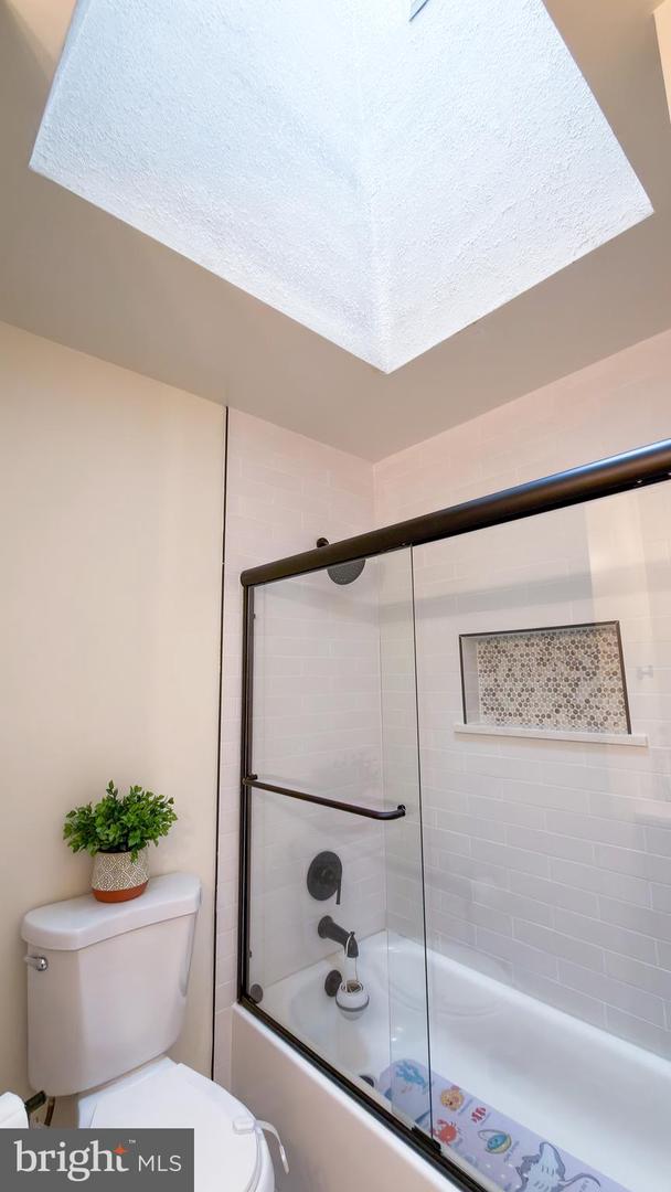 14781 CONWAY DR, MANASSAS, Virginia 20112, 4 Bedrooms Bedrooms, ,3 BathroomsBathrooms,Residential,For sale,14781 CONWAY DR,VAPW2111646 MLS # VAPW2111646