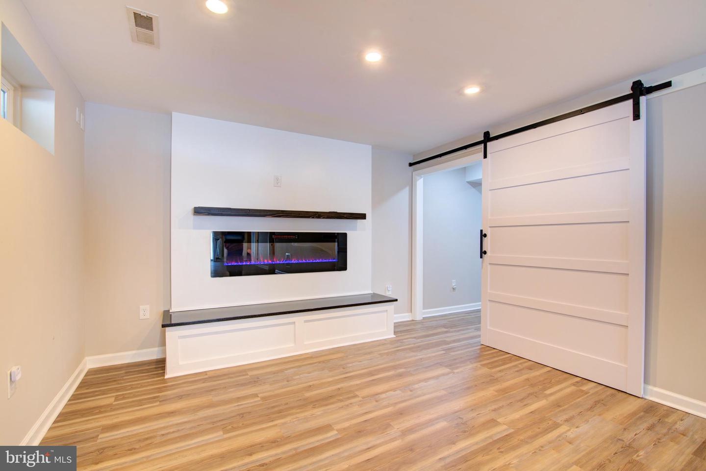 14781 CONWAY DR, MANASSAS, Virginia 20112, 4 Bedrooms Bedrooms, ,3 BathroomsBathrooms,Residential,For sale,14781 CONWAY DR,VAPW2111646 MLS # VAPW2111646