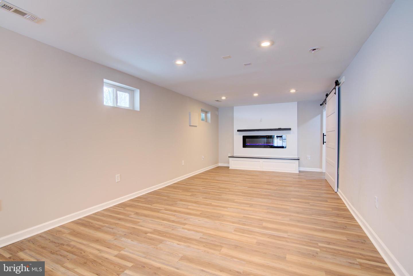 14781 CONWAY DR, MANASSAS, Virginia 20112, 4 Bedrooms Bedrooms, ,3 BathroomsBathrooms,Residential,For sale,14781 CONWAY DR,VAPW2111646 MLS # VAPW2111646