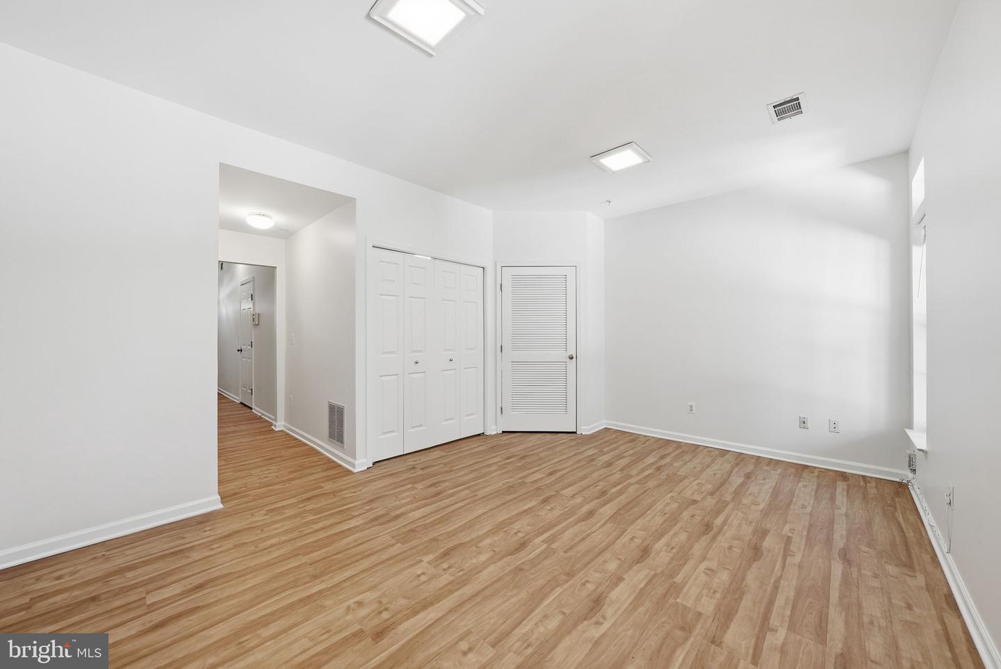 2957 HUNTINGTON GROVE SQ, ALEXANDRIA, Virginia 22306, 3 Bedrooms Bedrooms, ,3 BathroomsBathrooms,Residential,For sale,2957 HUNTINGTON GROVE SQ,VAFX2288456 MLS # VAFX2288456