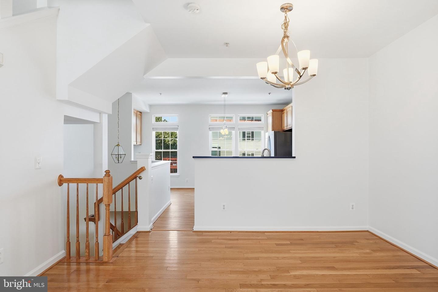 2957 HUNTINGTON GROVE SQ, ALEXANDRIA, Virginia 22306, 3 Bedrooms Bedrooms, ,3 BathroomsBathrooms,Residential,For sale,2957 HUNTINGTON GROVE SQ,VAFX2288456 MLS # VAFX2288456