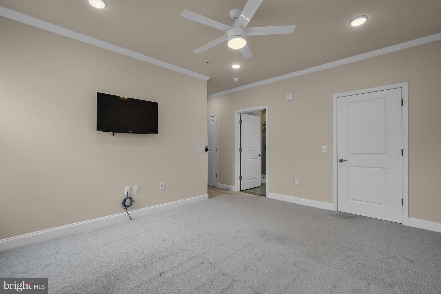 23631 HAVELOCK WALK TER #302, ASHBURN, Virginia 20148, 2 Bedrooms Bedrooms, ,2 BathroomsBathrooms,Residential,For sale,23631 HAVELOCK WALK TER #302,VALO2115070 MLS # VALO2115070 23631 HAVELOCK WALK TER #302, ASHBURN, Virginia 20148, 2 Bedrooms Bedrooms, ,2 BathroomsBathrooms,Residential,For sale,23631 HAVELOCK WALK TER #302,VALO2115070 MLS # VALO2115070