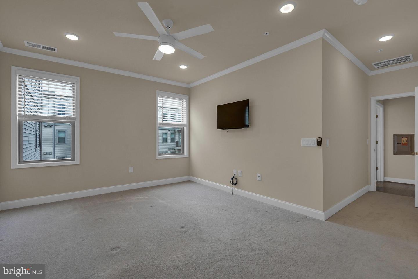 23631 HAVELOCK WALK TER #302, ASHBURN, Virginia 20148, 2 Bedrooms Bedrooms, ,2 BathroomsBathrooms,Residential,For sale,23631 HAVELOCK WALK TER #302,VALO2115070 MLS # VALO2115070 23631 HAVELOCK WALK TER #302, ASHBURN, Virginia 20148, 2 Bedrooms Bedrooms, ,2 BathroomsBathrooms,Residential,For sale,23631 HAVELOCK WALK TER #302,VALO2115070 MLS # VALO2115070