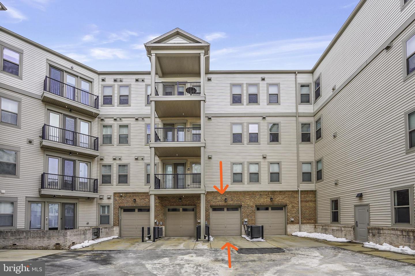 23631 HAVELOCK WALK TER #302, ASHBURN, Virginia 20148, 2 Bedrooms Bedrooms, ,2 BathroomsBathrooms,Residential,For sale,23631 HAVELOCK WALK TER #302,VALO2115070 MLS # VALO2115070 23631 HAVELOCK WALK TER #302, ASHBURN, Virginia 20148, 2 Bedrooms Bedrooms, ,2 BathroomsBathrooms,Residential,For sale,23631 HAVELOCK WALK TER #302,VALO2115070 MLS # VALO2115070